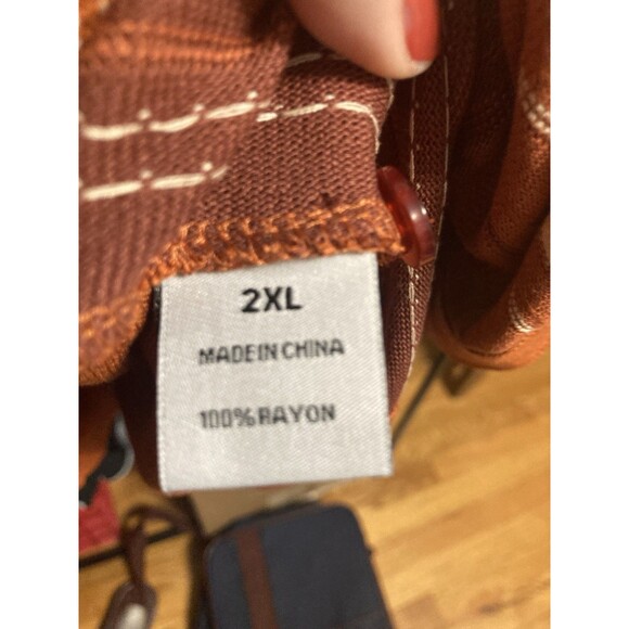Edition S Men's Short Sleeve Knit Shirt Medium Button Down Stripes Rayon Rust - Picture 7 of 8